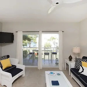 Aparthotel Of The Galleon, Seven Mile Beach
