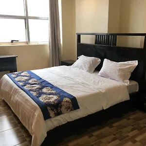 **** Otel Royal Uganda