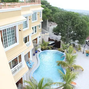 Lebon Hotel Musseau